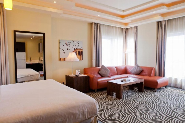 Al Raya Suites Hotel image 13