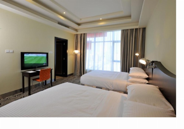 Al Raya Suites Hotel image 15