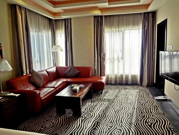 Al Raya Suites Hotel image 22