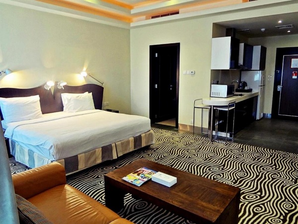 Al Raya Suites Hotel image 9